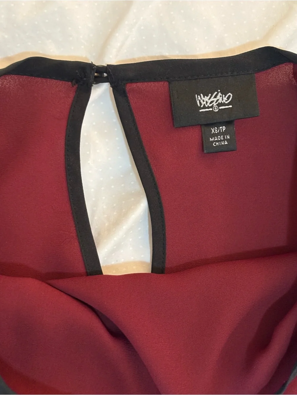Mossimo Burgundy High-Low Blouse with Black Trim - Picture 5 of 11
